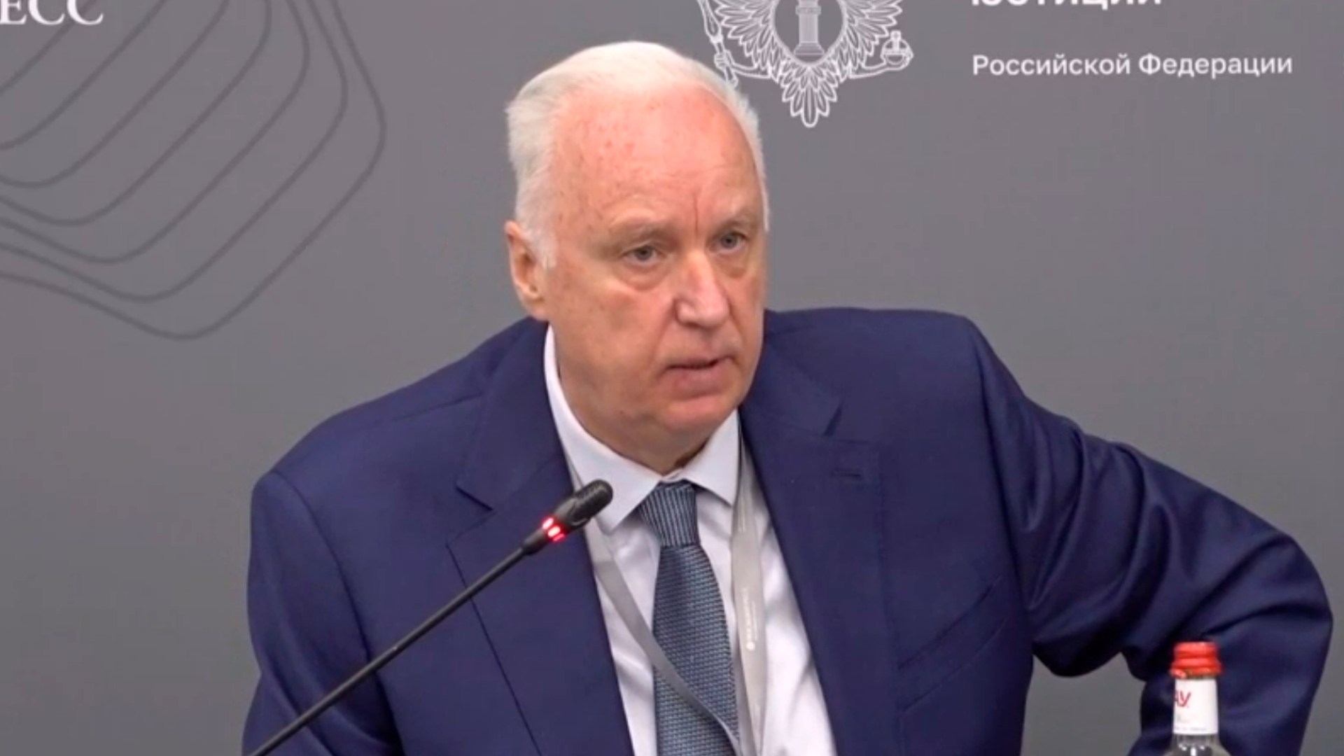 Бастрыкин призвал создать хорошие условия для русских рабочих