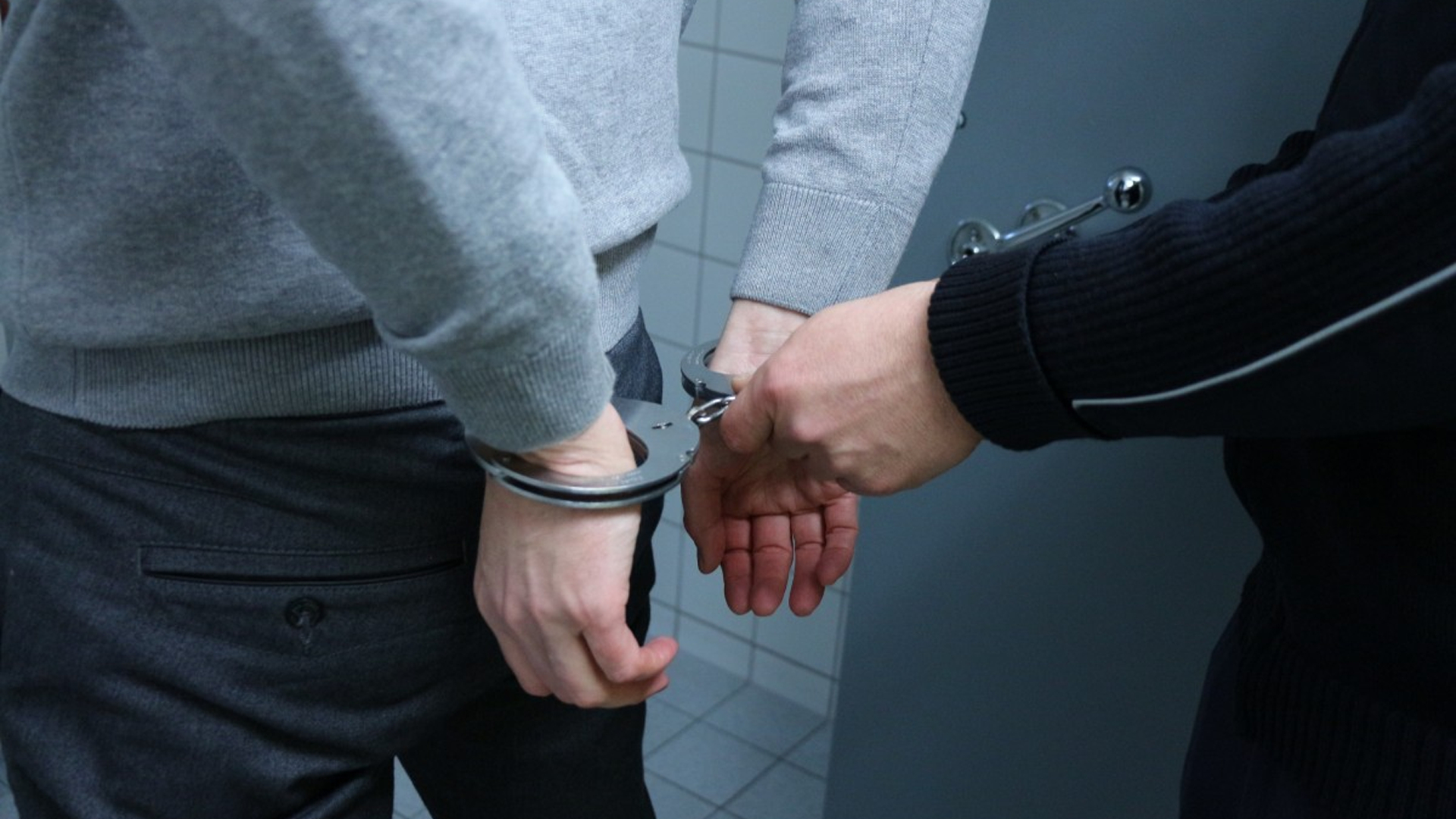 В Подмосковье задержали руководителя фирмы-собственника сгоревшего во Фрязине здания