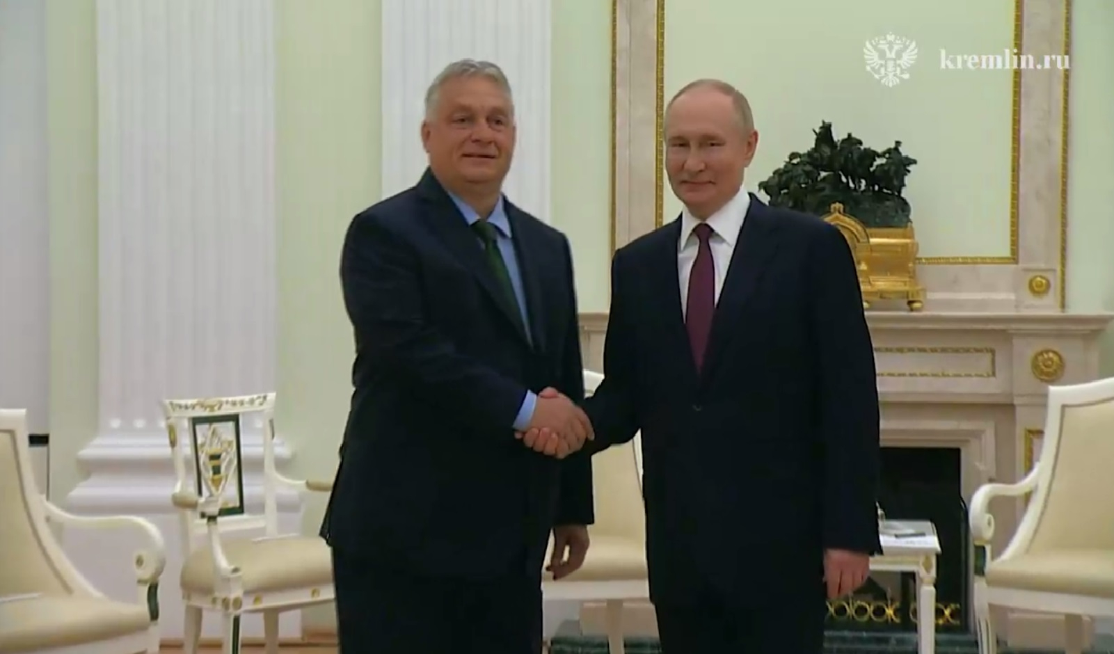 Орбан заявил о готовности Венгрии вести диалог с Россией и Украиной