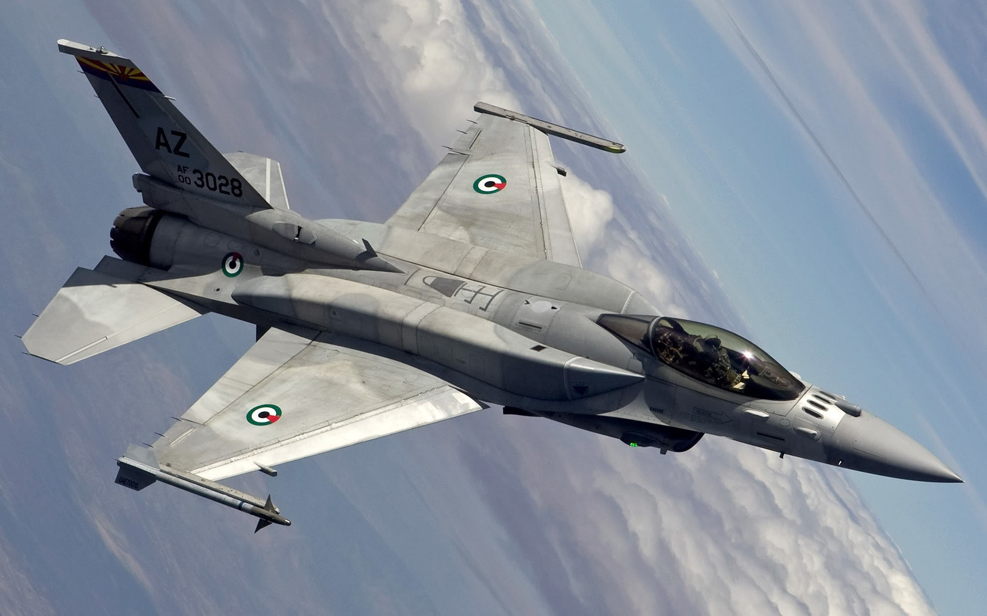 NI: Обещанные Киеву F-16 морально устарели для участия в конфликтах