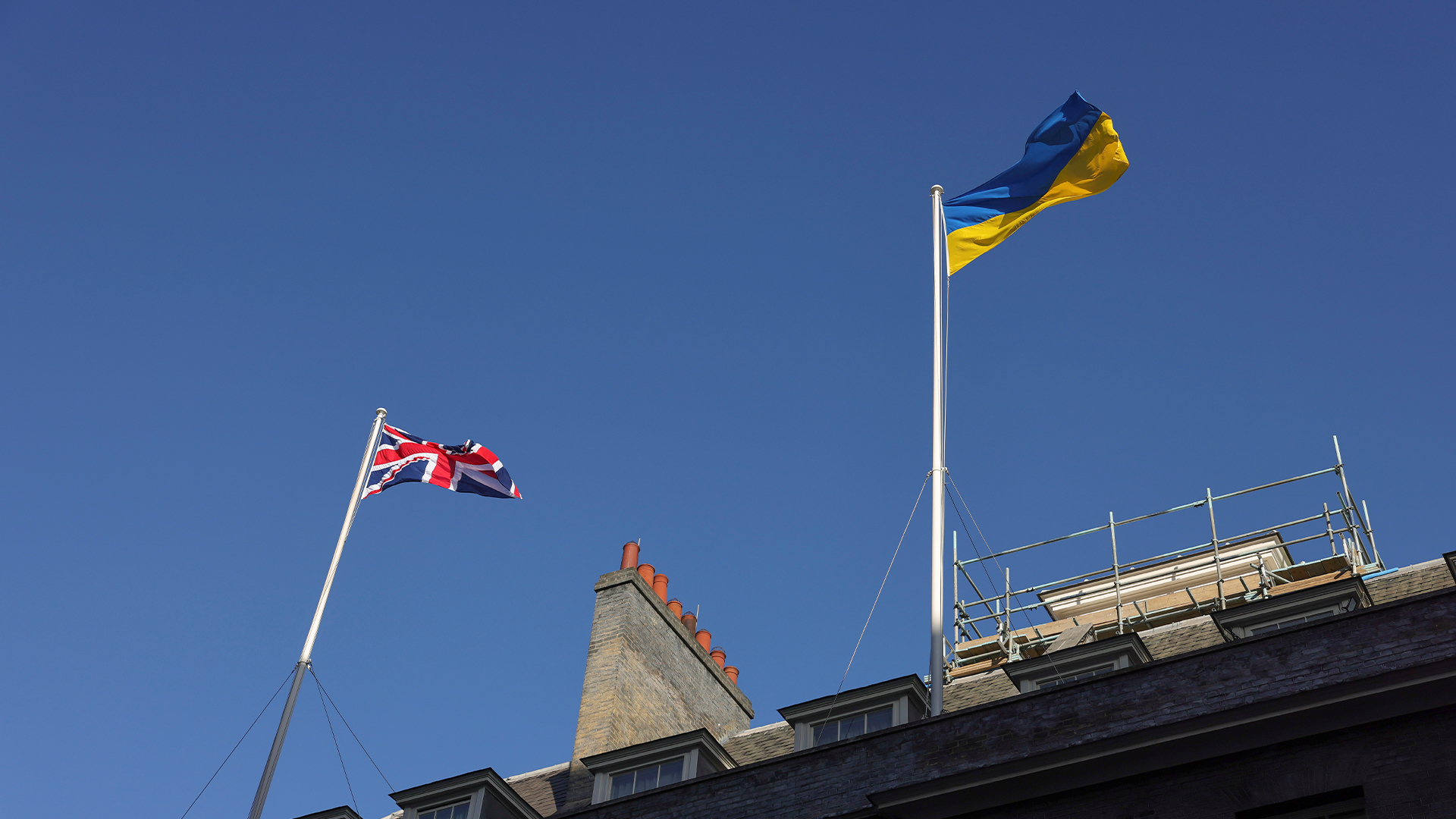 Британия намерена выделить Украине более 2 млрд долларов на вооружение ВСУ