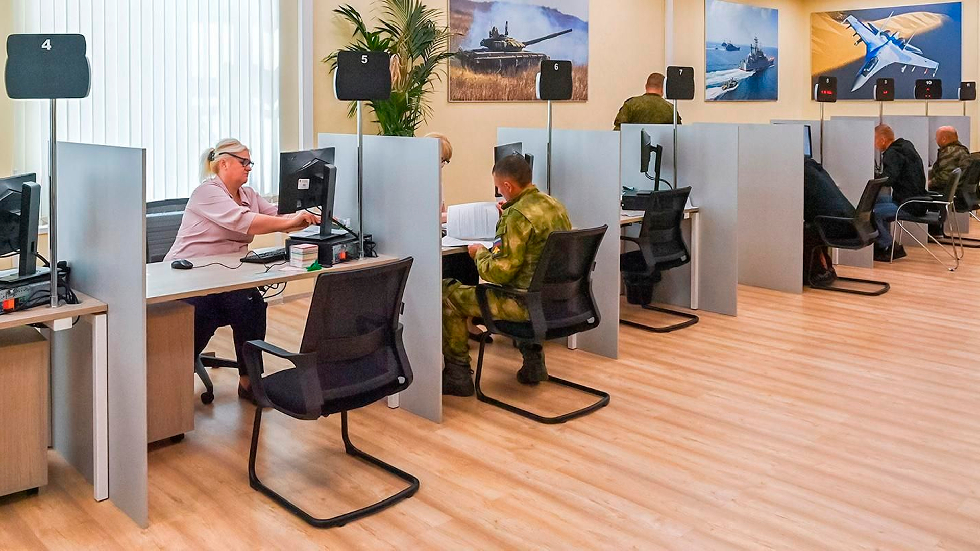 Военнослужащие по контракту в Москве получат от 5,2 млн рублей в первый год
