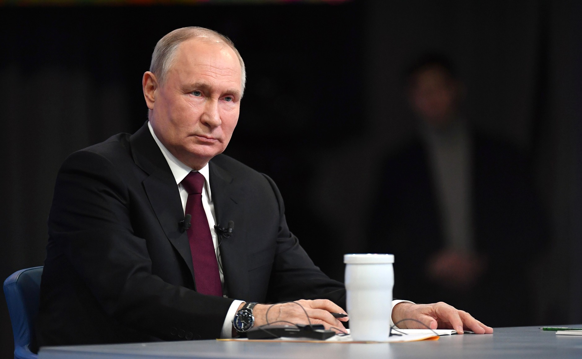Путин поручил включить Донбасс и Новороссию в реализацию нацпроектов