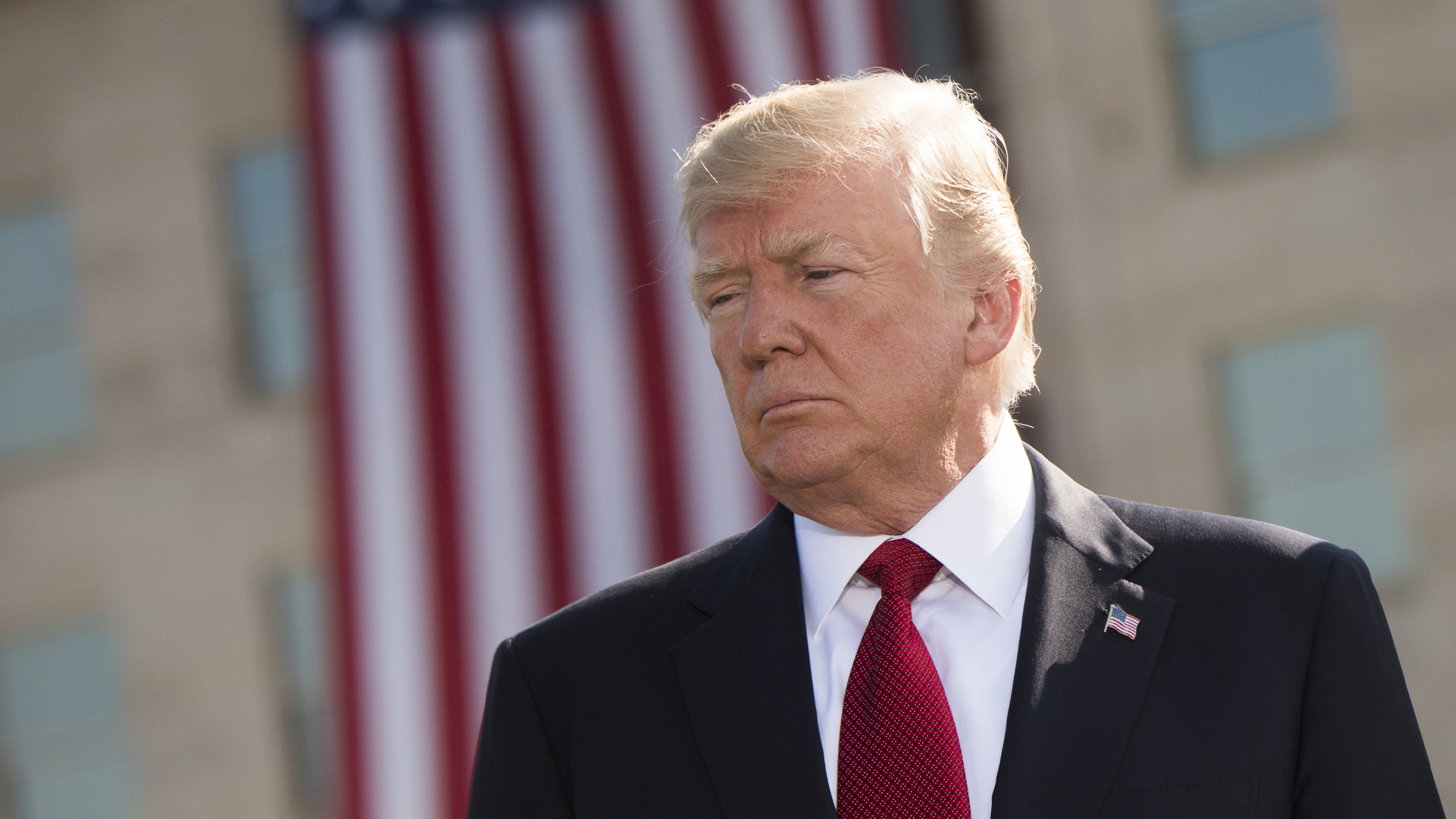 Трамп вступился за женщину-телохранителя