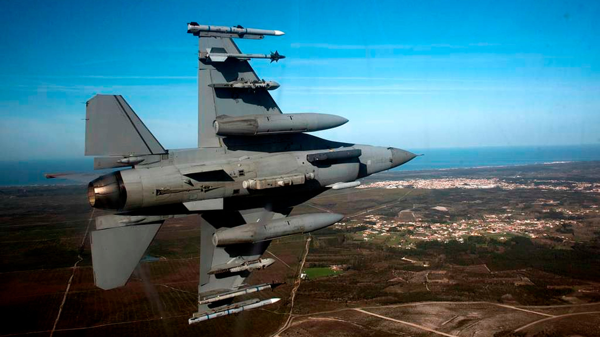 The Economist: Украина получила десять истребителей F-16