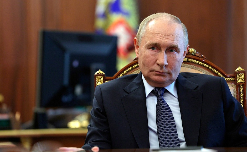 Путин поручил оценить влияние льготной семейной ипотеки на рынок
