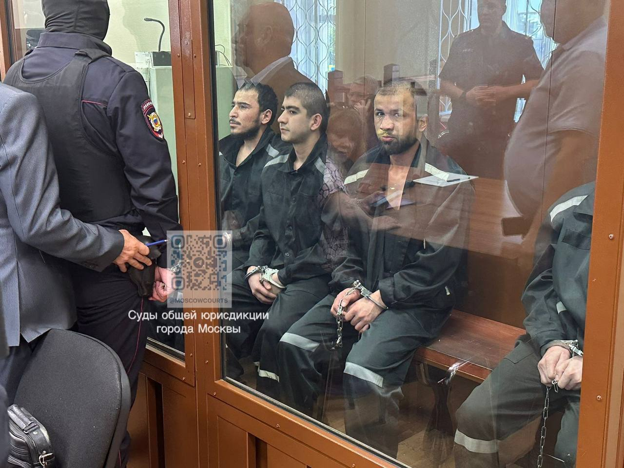 Суд продлил арест обвиняемым в теракте в «Крокус Сити Холле»