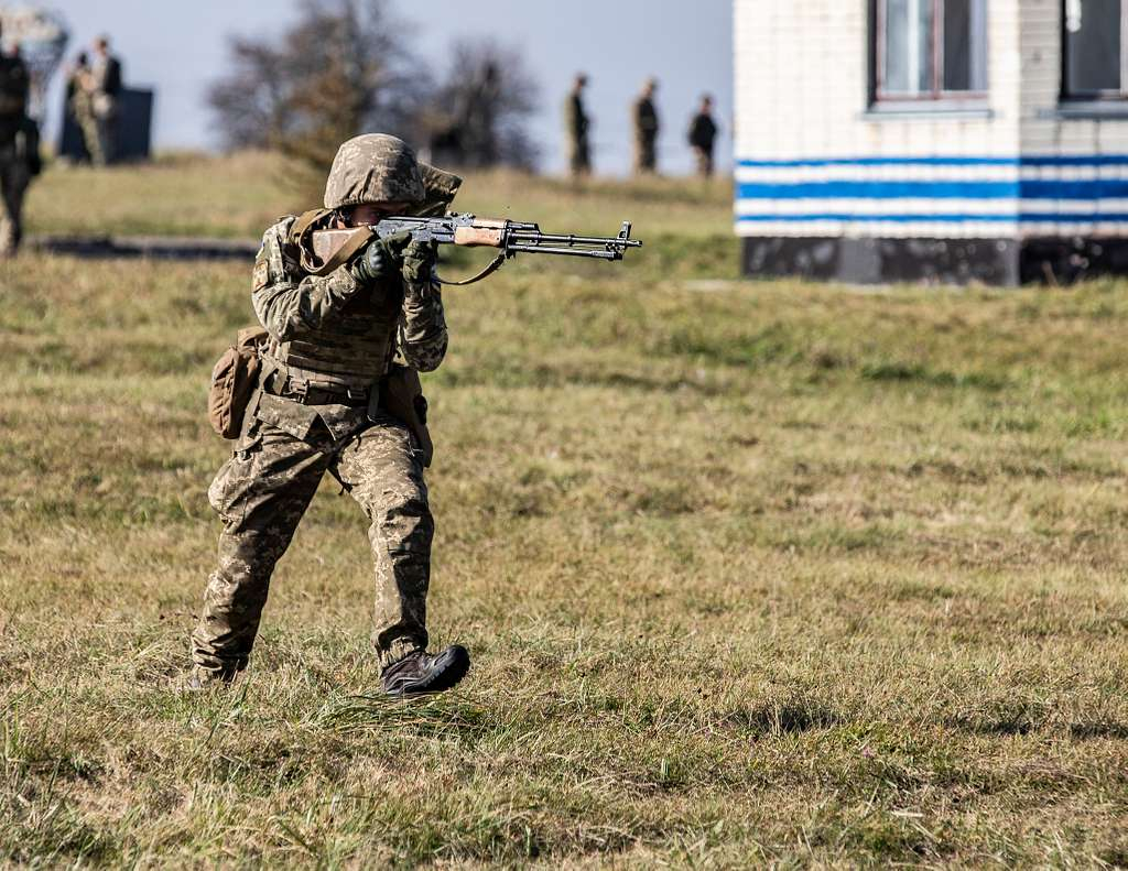 На Украине иностранные наемники должны были командовать мобилизованными