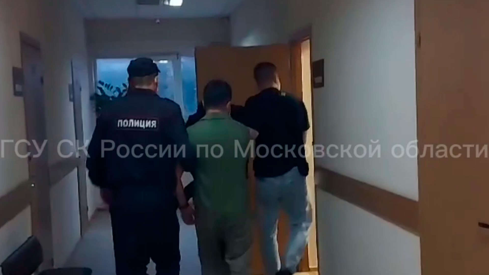 Трое подозреваемых в нападении на свадебный автобус задержаны
