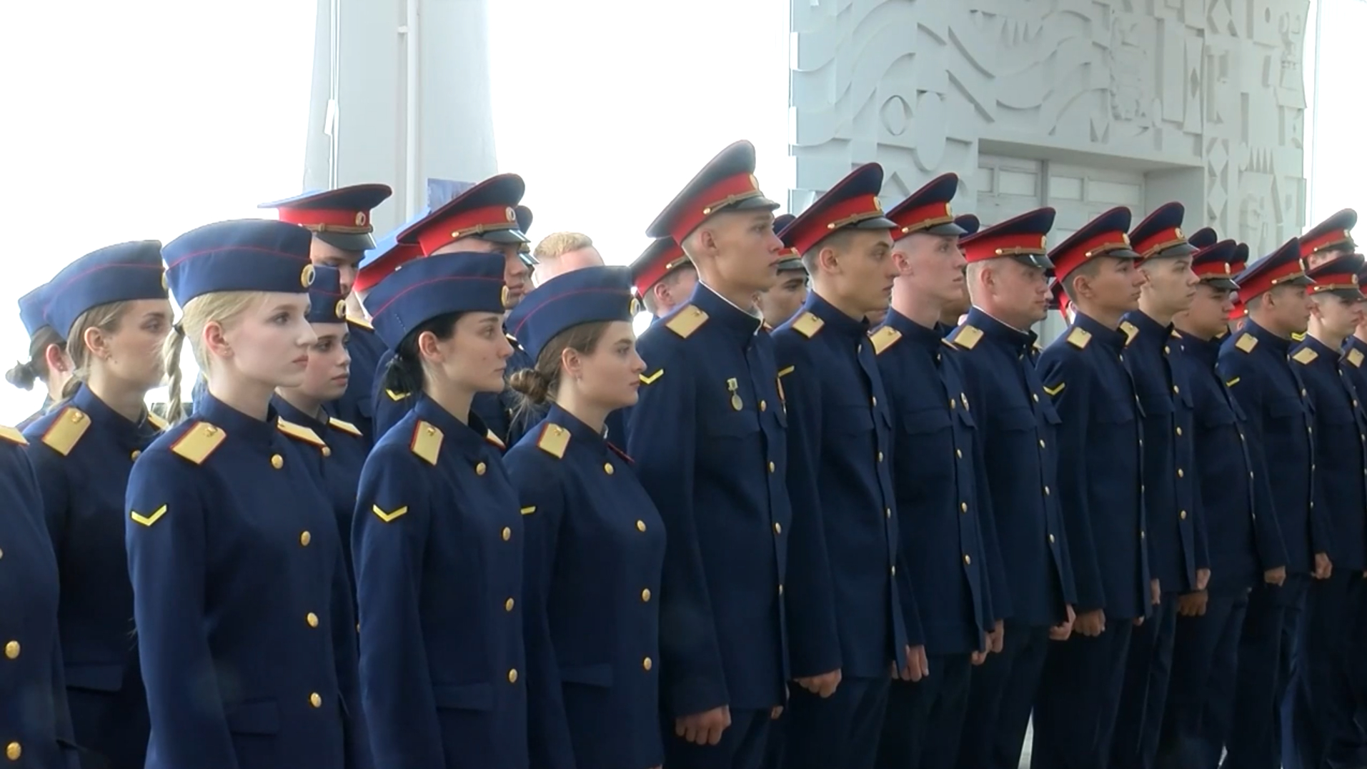 Студенты Луганской академии СК рассказали о своем пути к цели