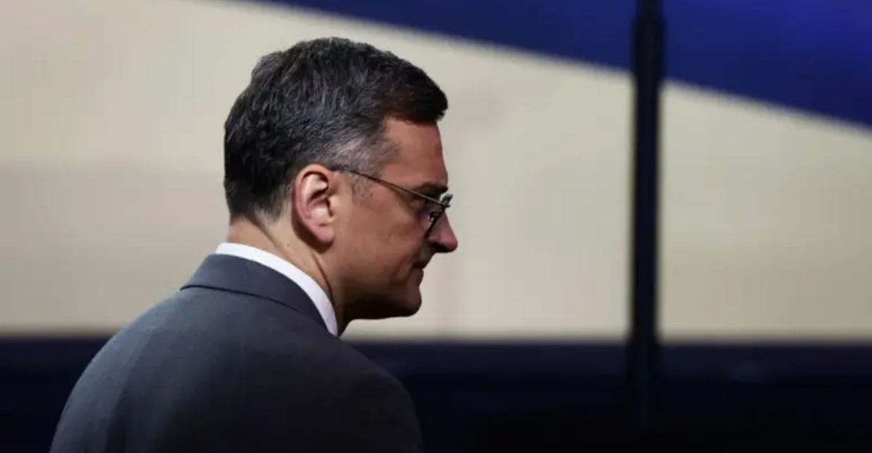 FT: Кулеба покинул пост главы МИД Украины не по своей воле