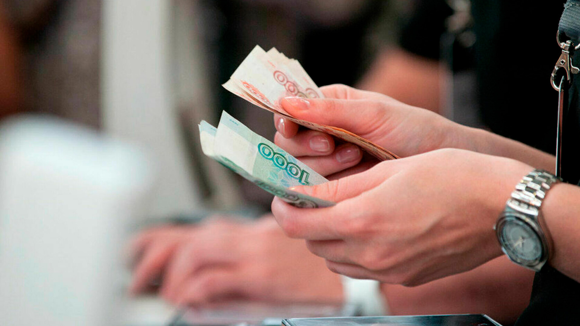 Стало известно, на чем дополнительно зарабатывают россияне