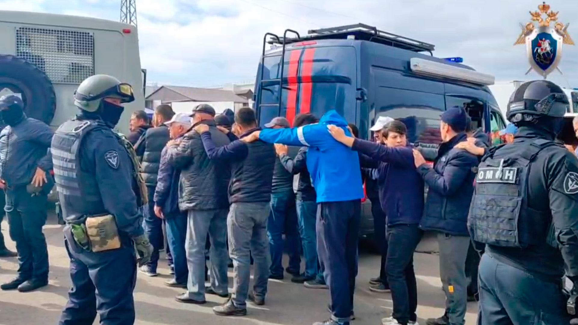 На рынках в Красноярске прошли рейды по выявлению нелегальных мигрантов