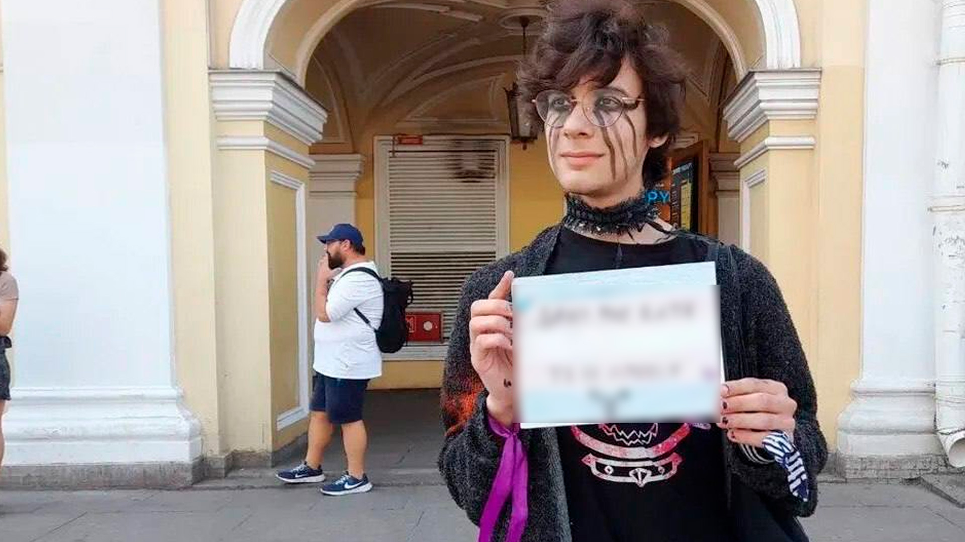 В Петербурге ЛГБТ-блогер зарезал проукраинского активиста Иоффе
