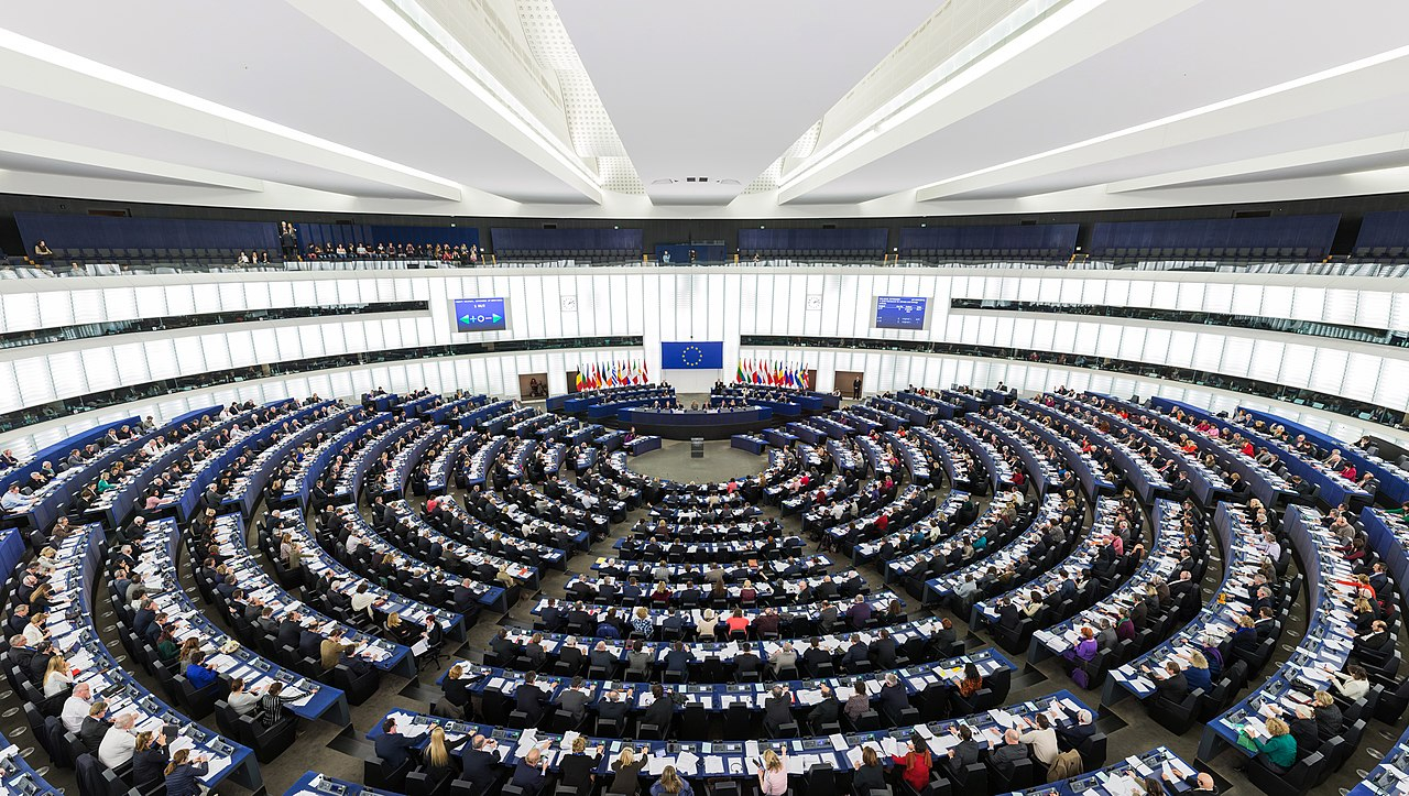 Европарламент призвал ЕС снять ограничения на удары Украины вглубь РФ