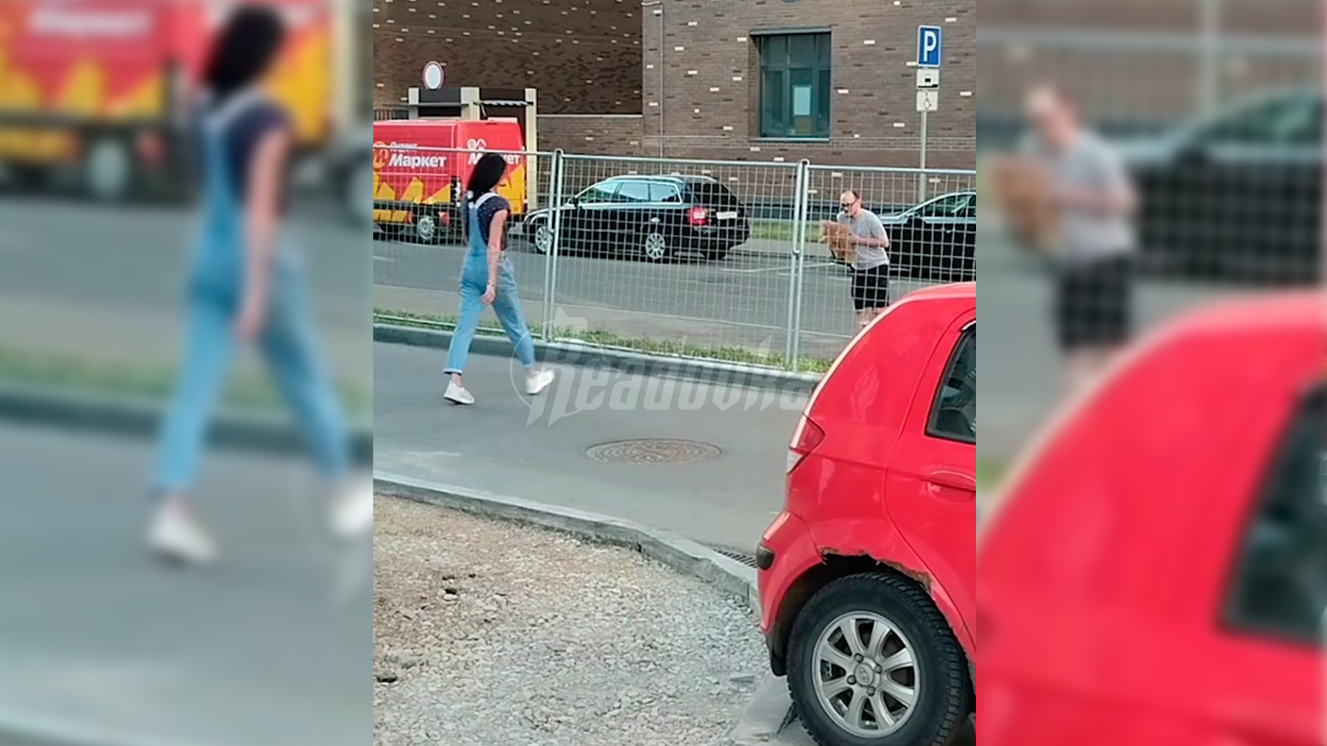Забор между двумя столичными ЖК рассорил соседствующих жителей