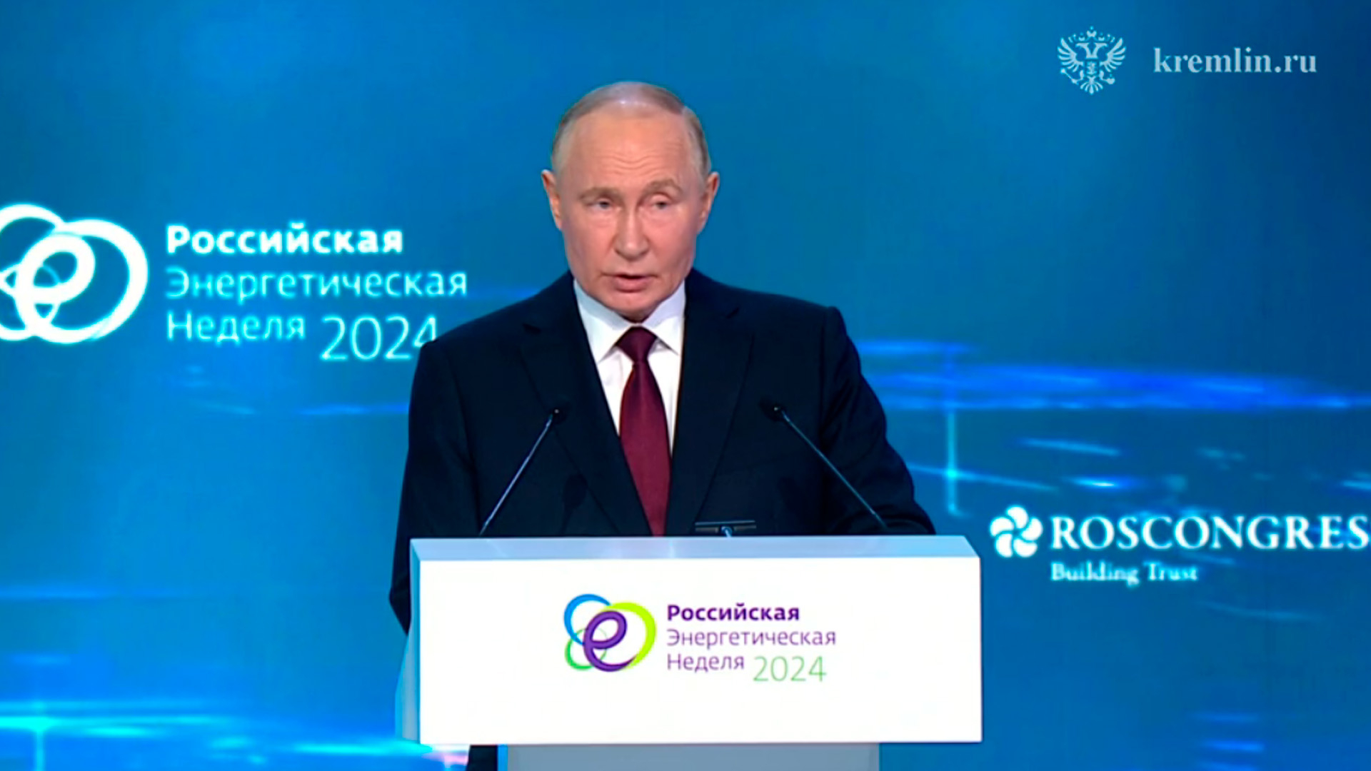 Путин: глобальный рост экономики сосредоточен в странах БРИКС