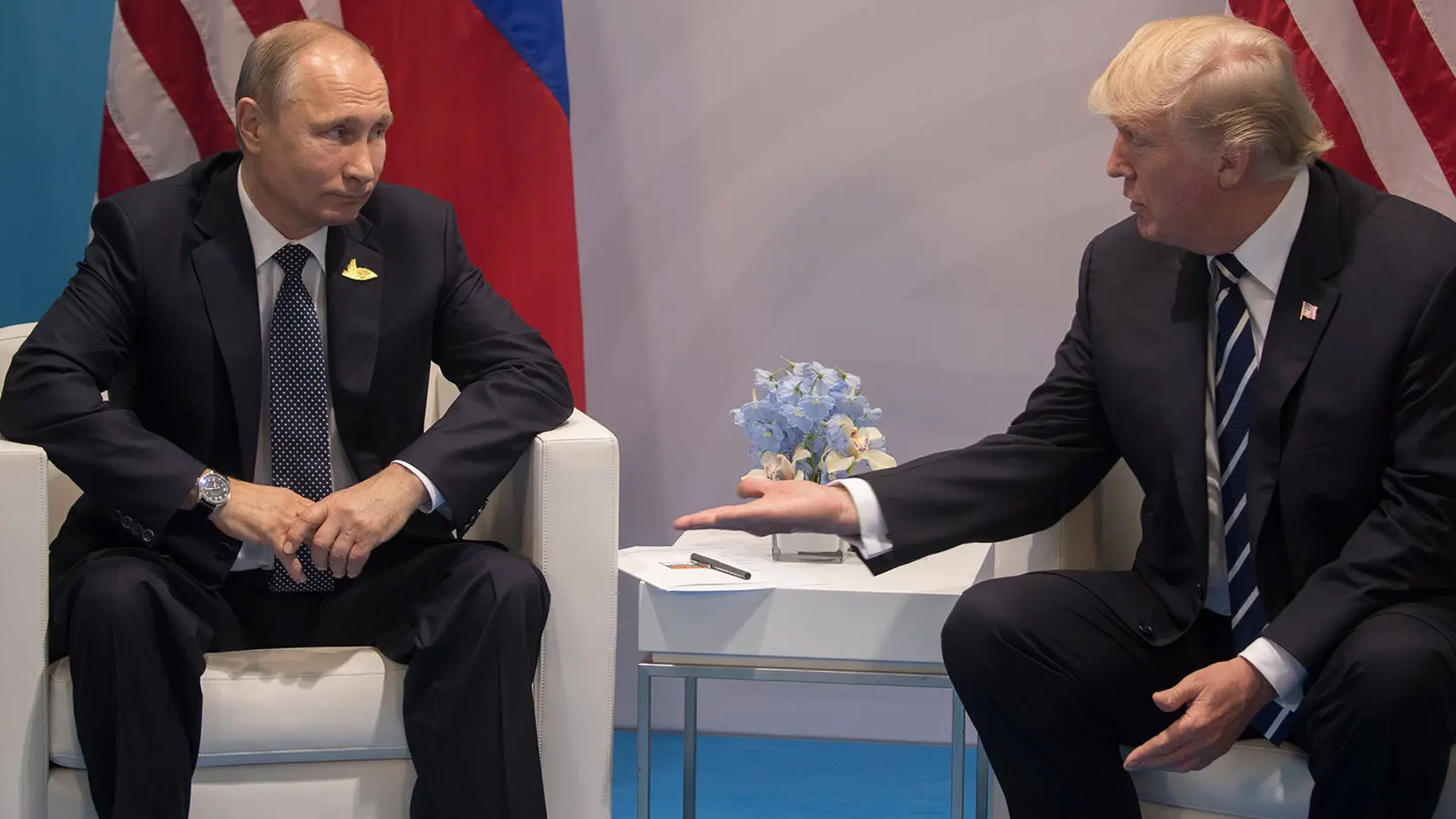 Трамп консультировался с Путиным о поставках оружия на Украину