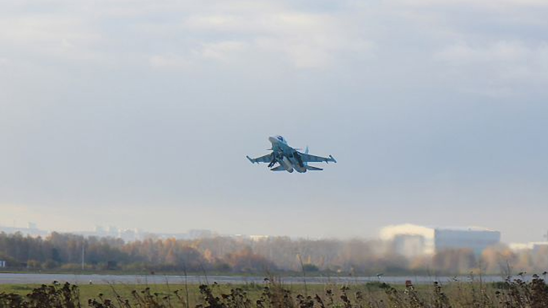 ВКС РФ получили новую партию бомбардировщиков Су-34