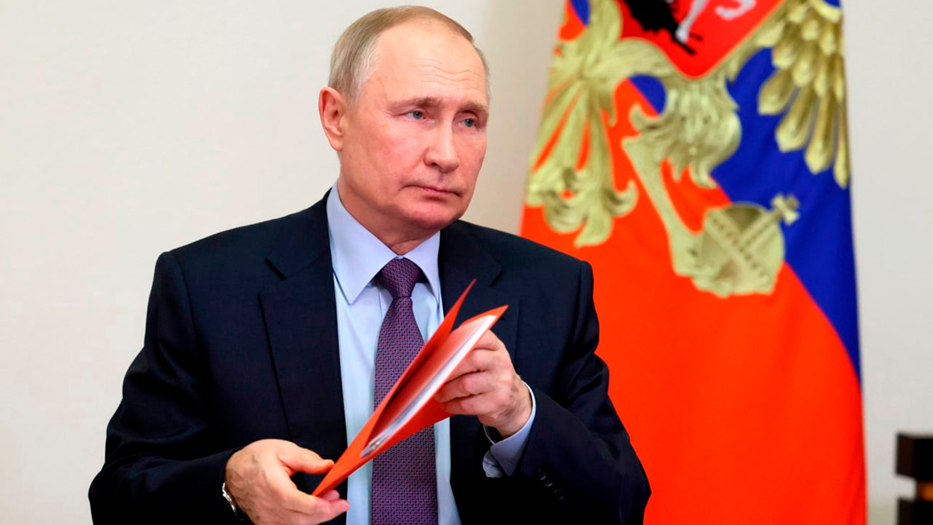 Путин исключил Шойгу из состава президентского Совета по физкультуре и спорту