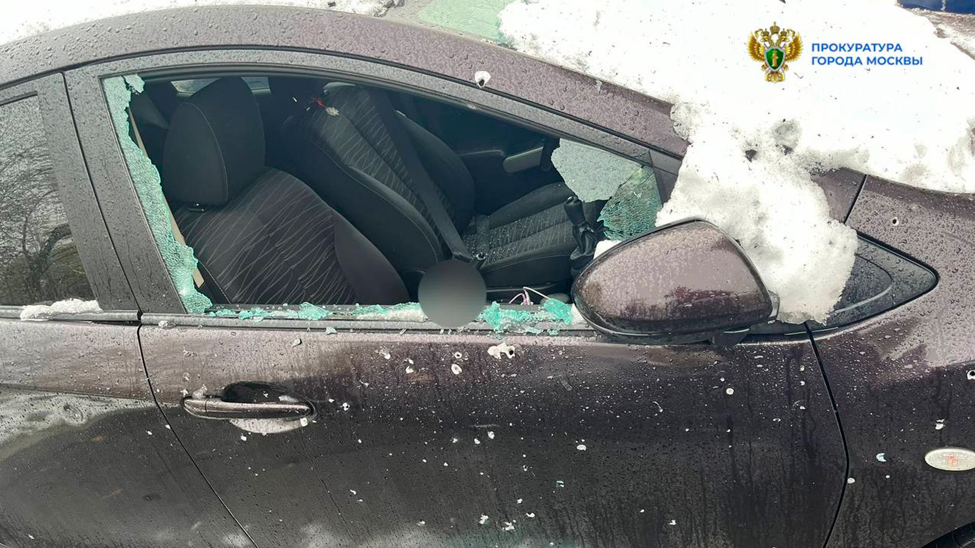 На юго-западе Москвы в результате взрыва авто пострадали 3 человека