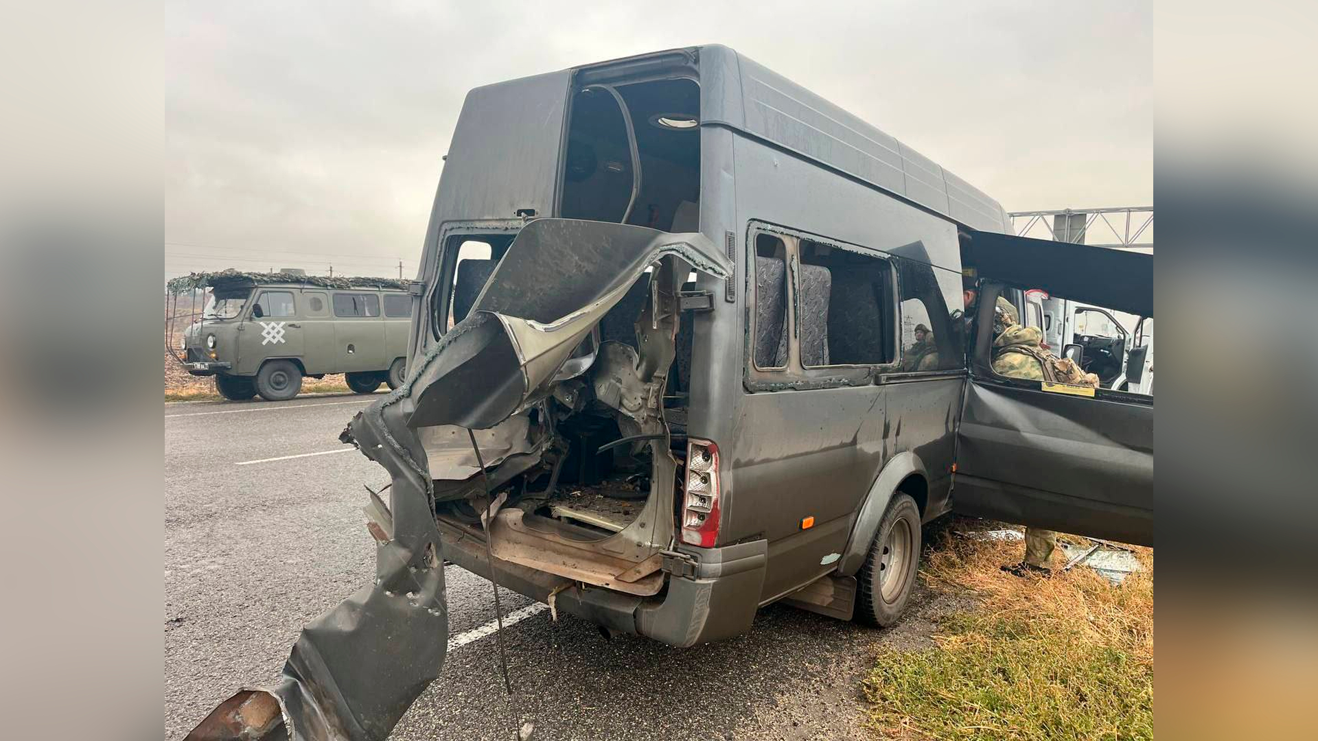 Пострадали 8 человек при атаке дроном ВСУ автобуса в Белгородской области