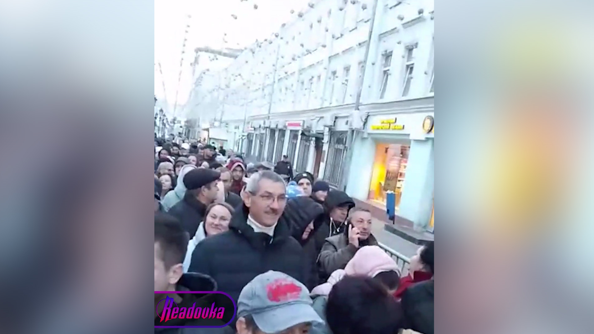 На избирательных участках Молдавии в Москве начали петь «Катюшу»