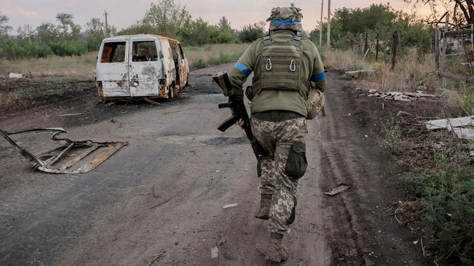Военный эксперт назвал дату выхода ВСУ из-под Курска