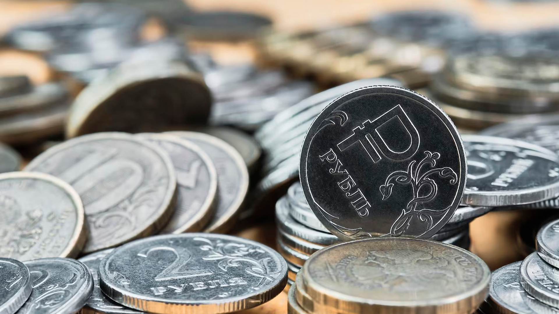 Экономисты спрогнозировали рост ключевой ставки до 20%