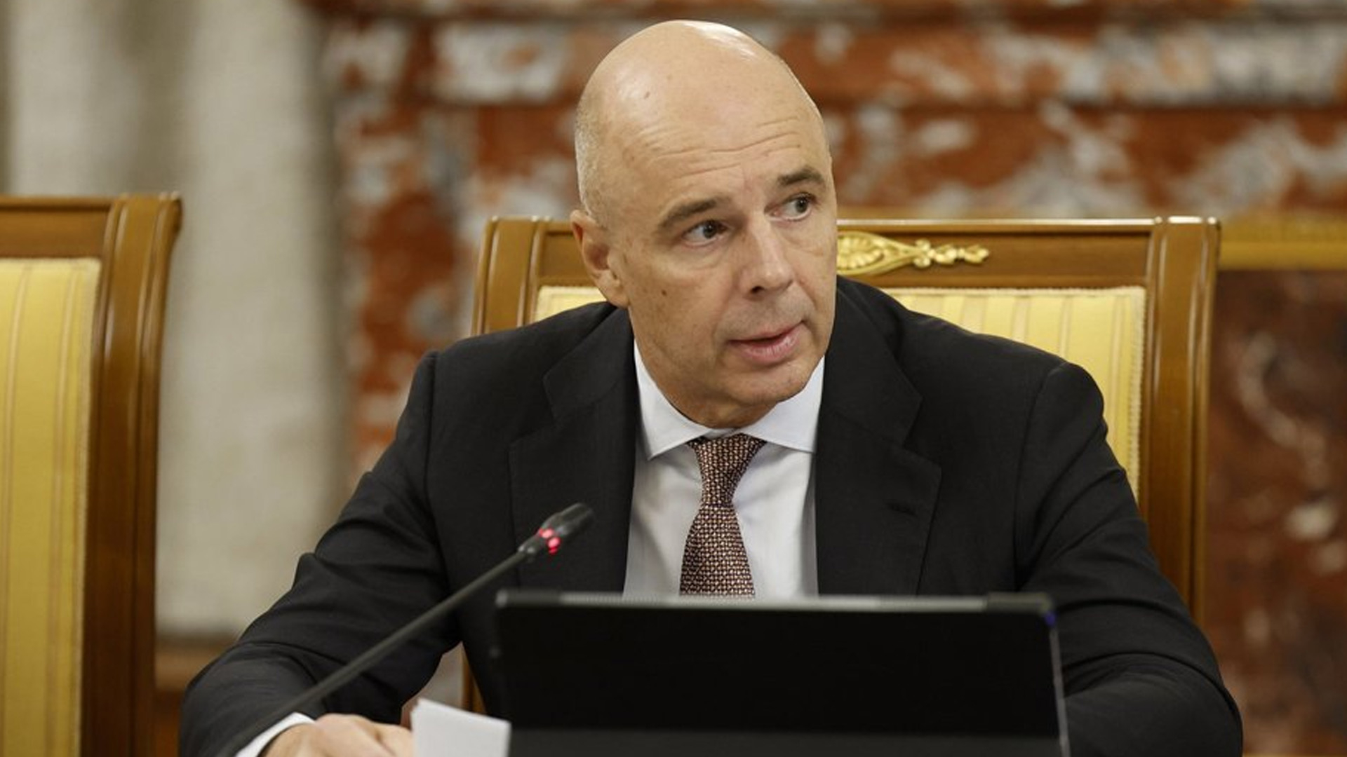 Силуанов заявил о жизненной необходимости создания платежной системы БРИКС