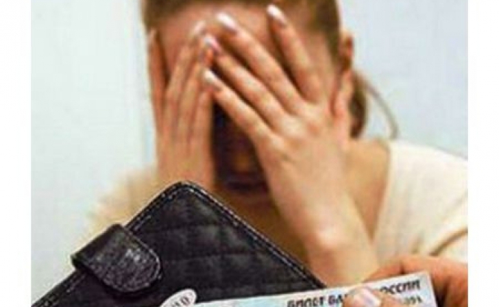 «Я не сняла с «кредитки» ни копейки, а теперь должна банку десятки тысяч!»