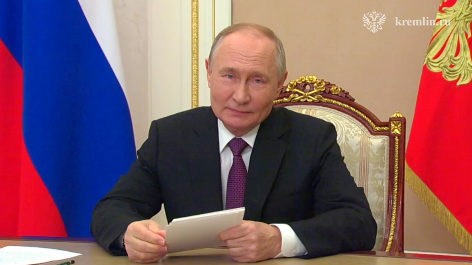 Путин объяснил, как бороться с употреблением нецензурной лексики