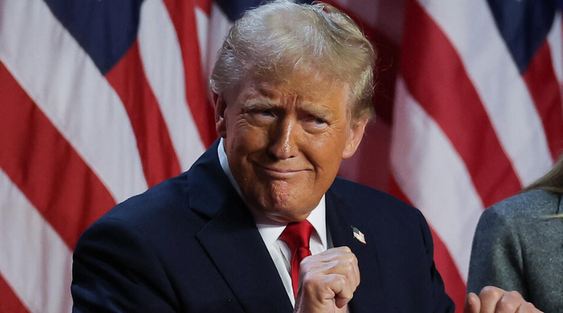 АР: Трамп в первый день своего президентского срока может начать массовую депортацию нелегалов