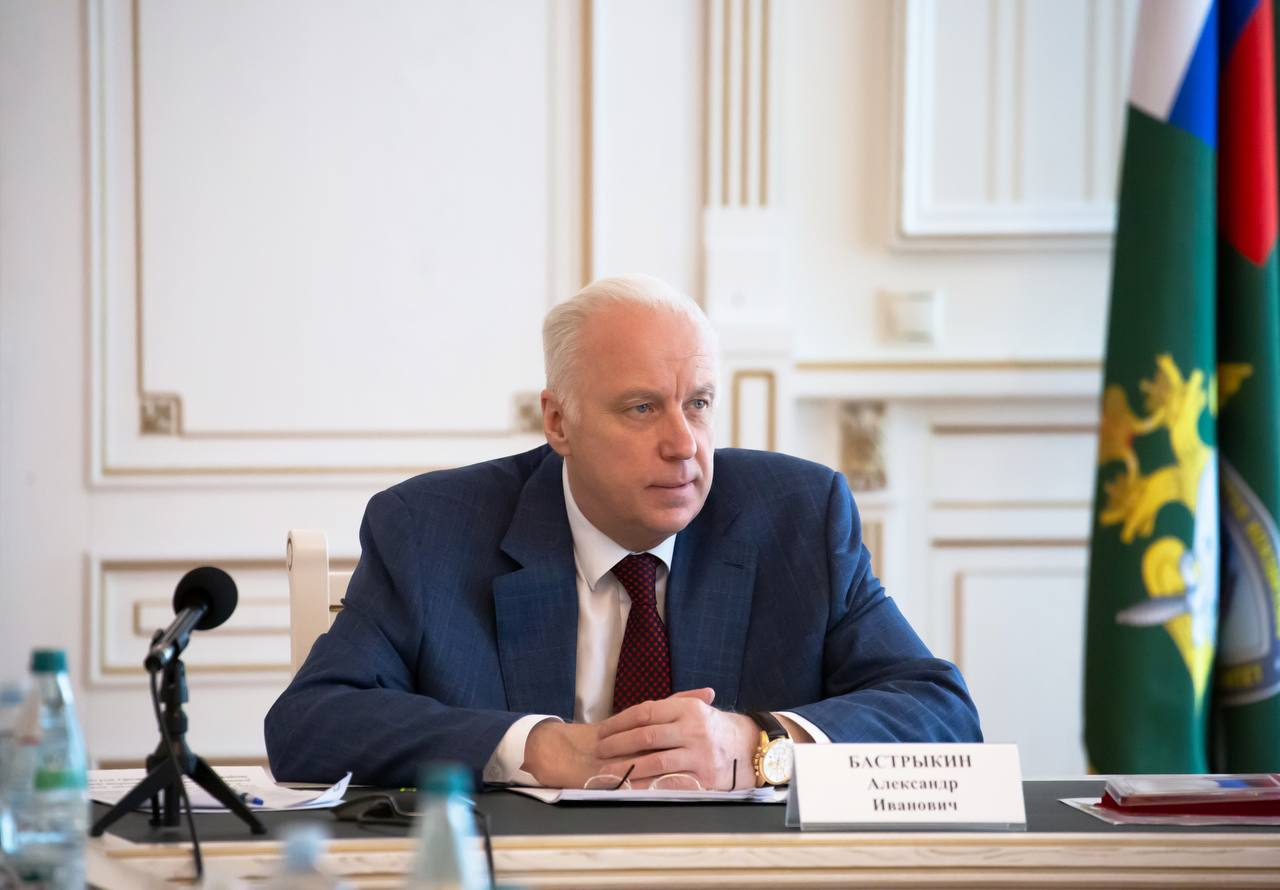 Бастрыкин поручил возбудить дело после избиения школьницы на Урале