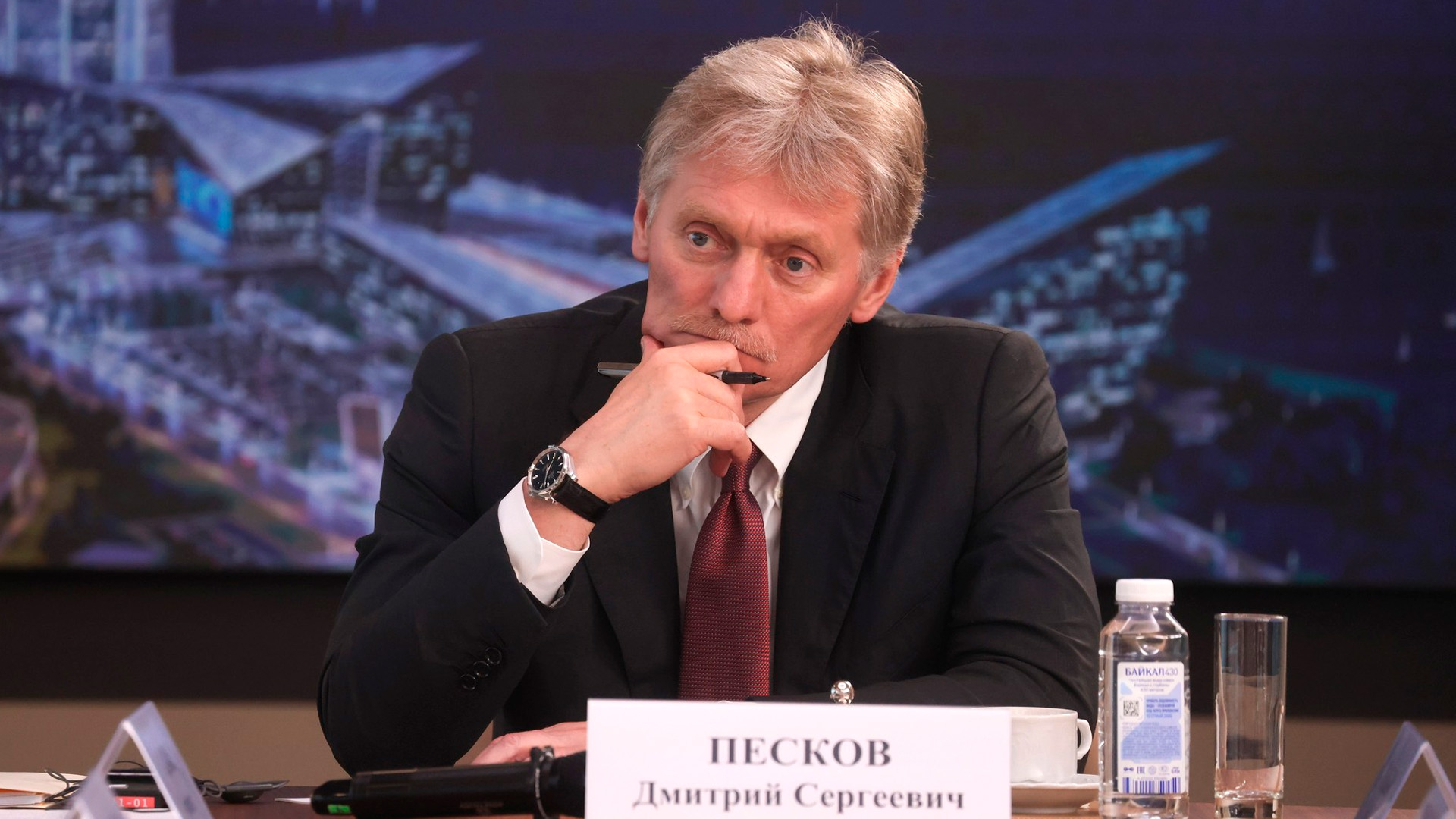 Песков: Россия нуждается в трудовых мигрантах