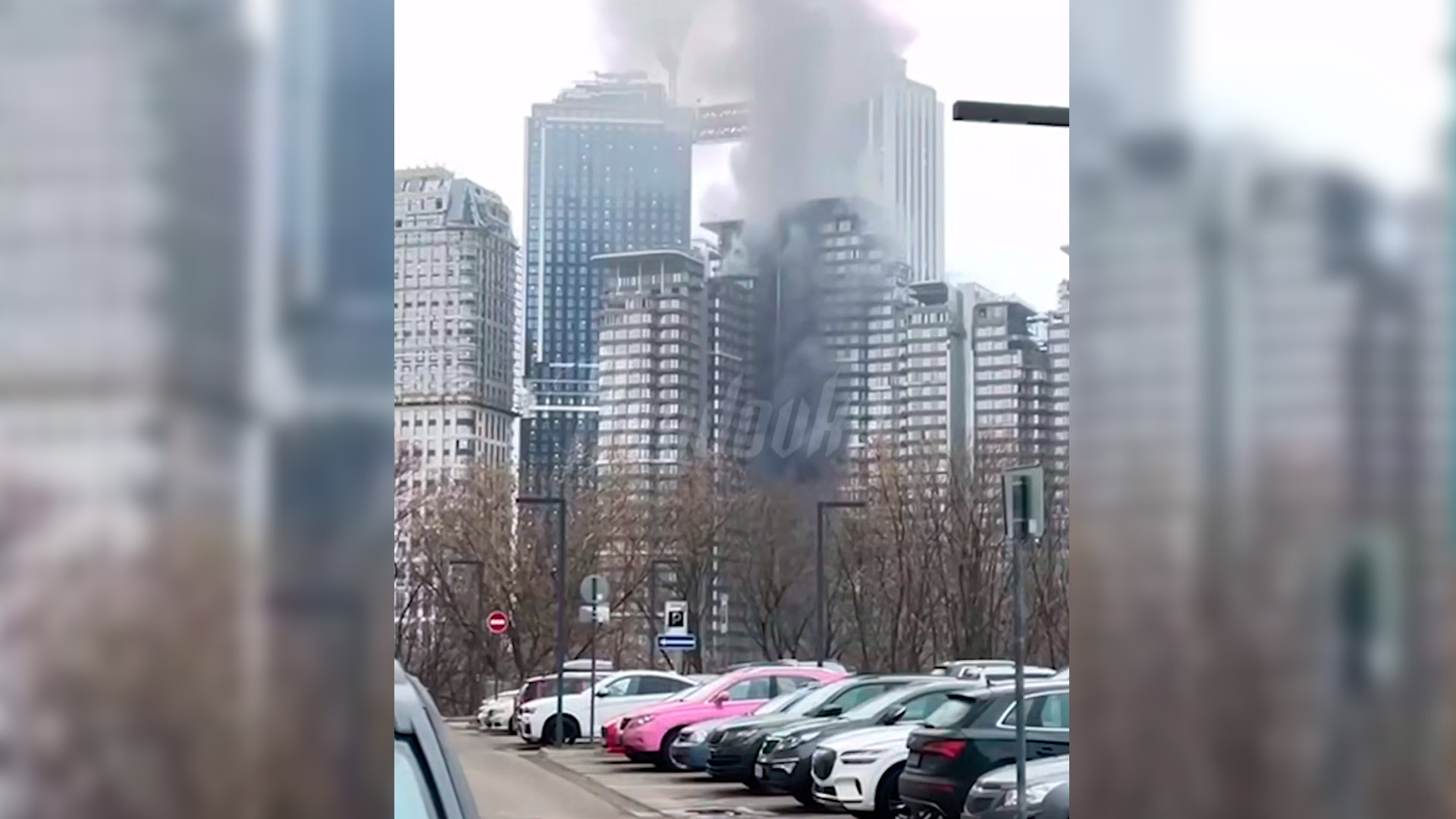 В Москве начался пожар в строящемся ЖК