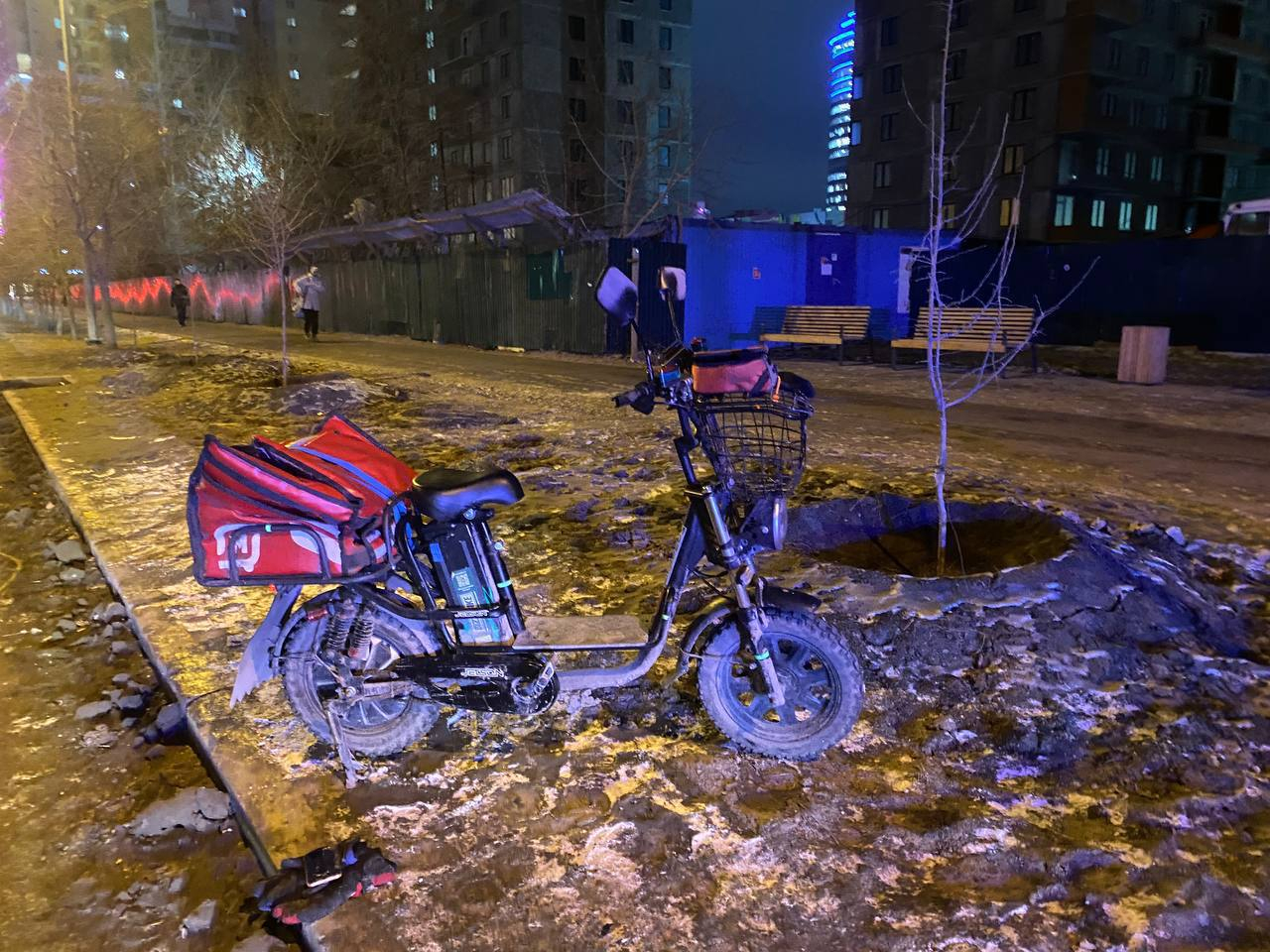 В Тюменской области из-за пьяного водителя погиб пассажир электровелосипеда