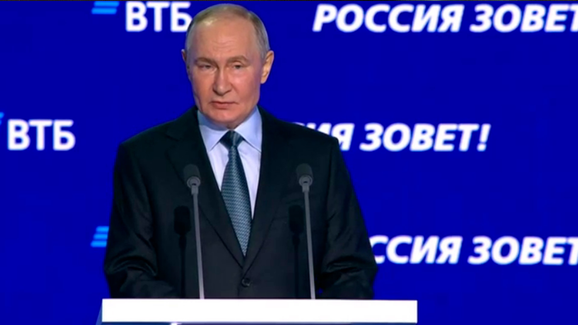 Путин заявил о крахе планов Запада нанести России стратегическое поражение
