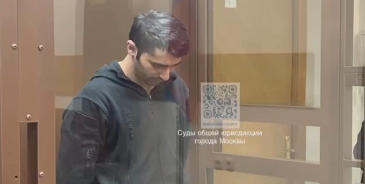 Растоптавший православный крест блогер получил 7 лет колонии