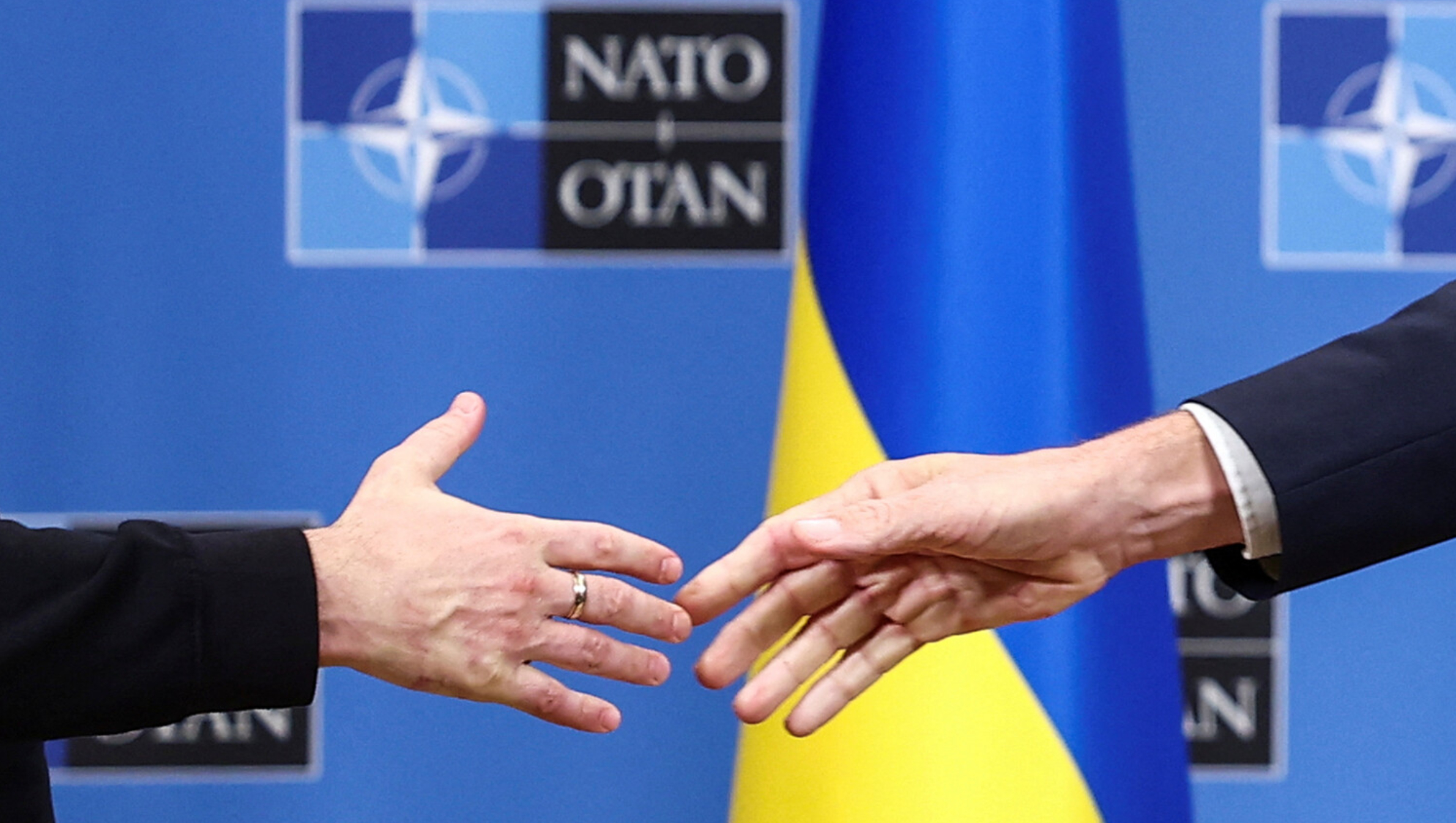 СВР: НАТО опасается обвинения со стороны РФ в участии в украинском конфликте