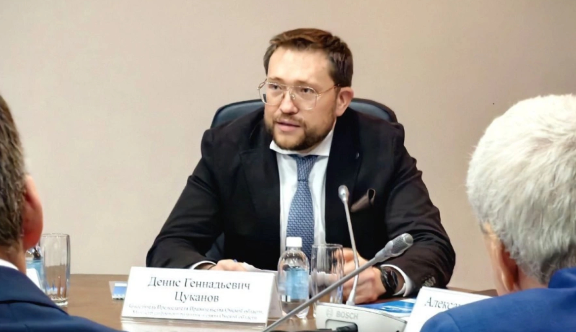 В Омске задержали министра цифрового развития и связи