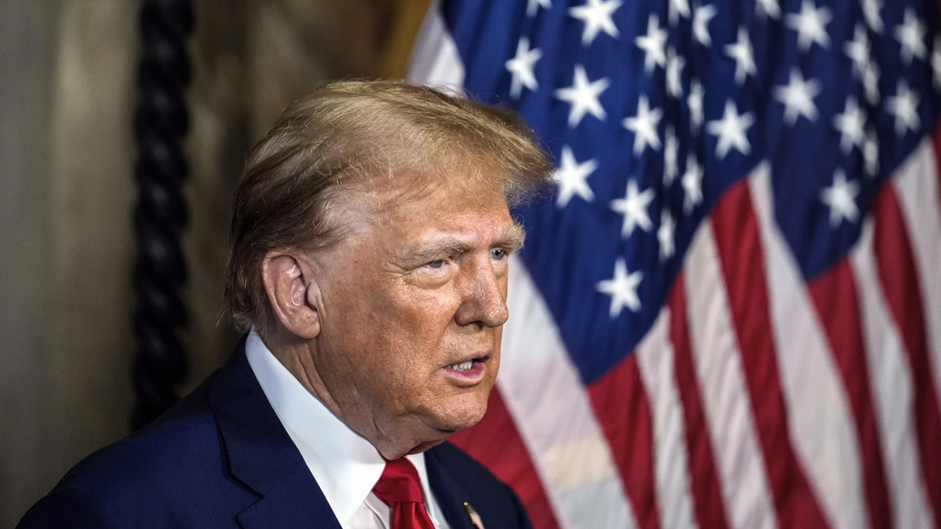 Трамп осудил применение дальнобойных ракет по территории России