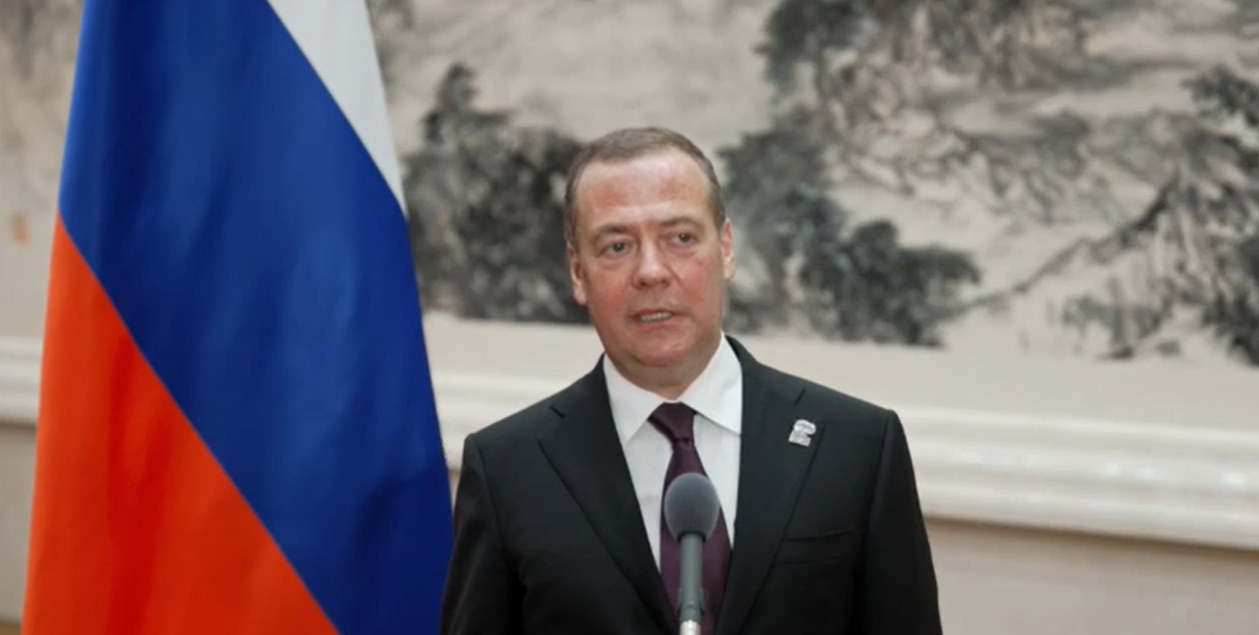 Медведев призвал найти убийц Кириллова в РФ и уничтожить заказчиков в Киеве