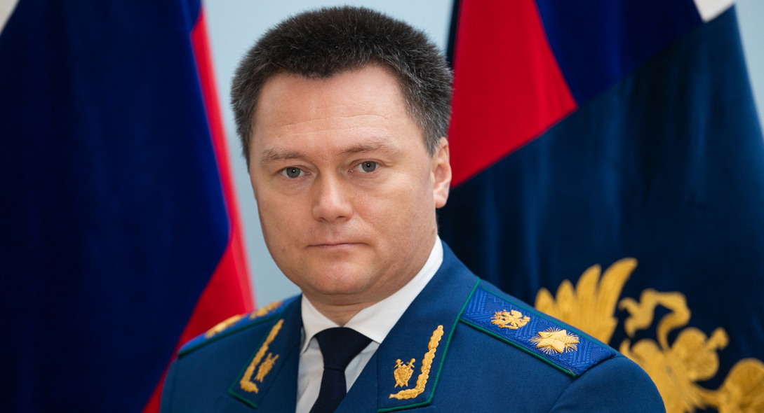 Генпрокурор РФ потребовал устранить «чехарду» с учебными пособиями