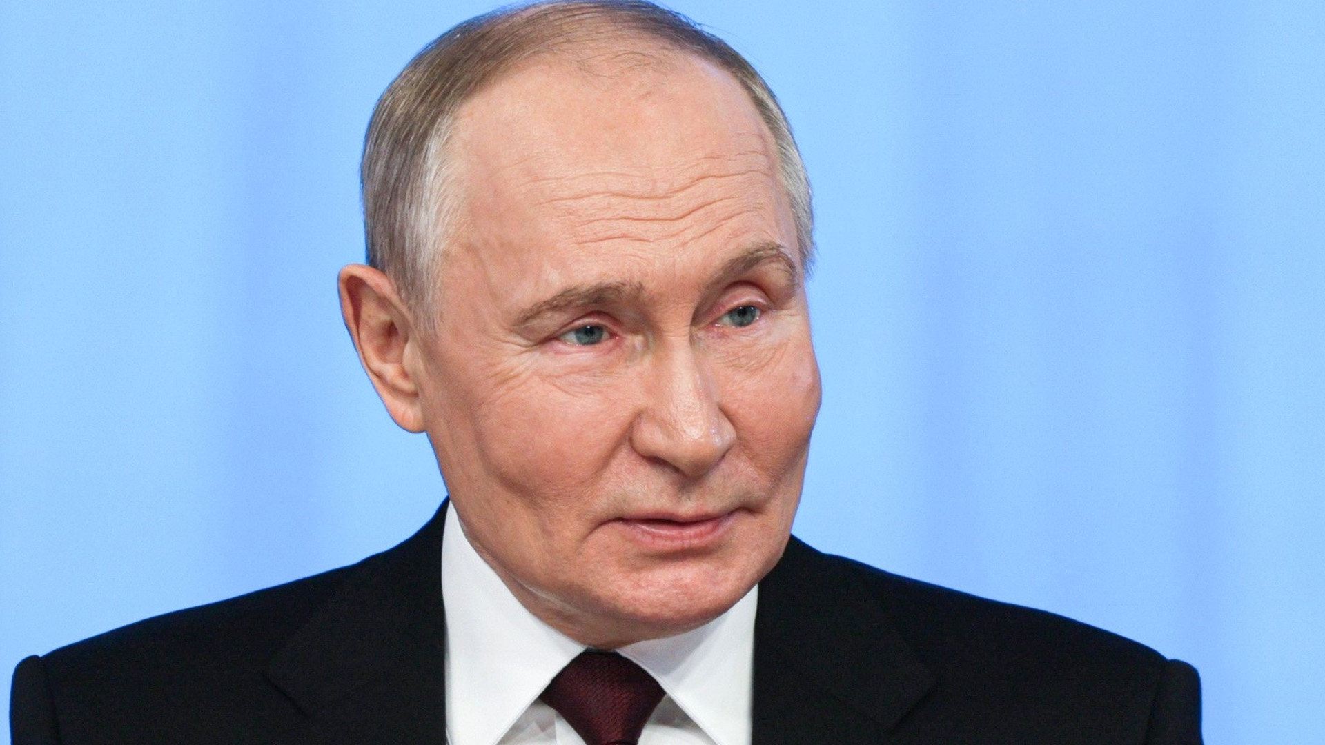 Путин объявил 2025 год Годом защитника Отечества