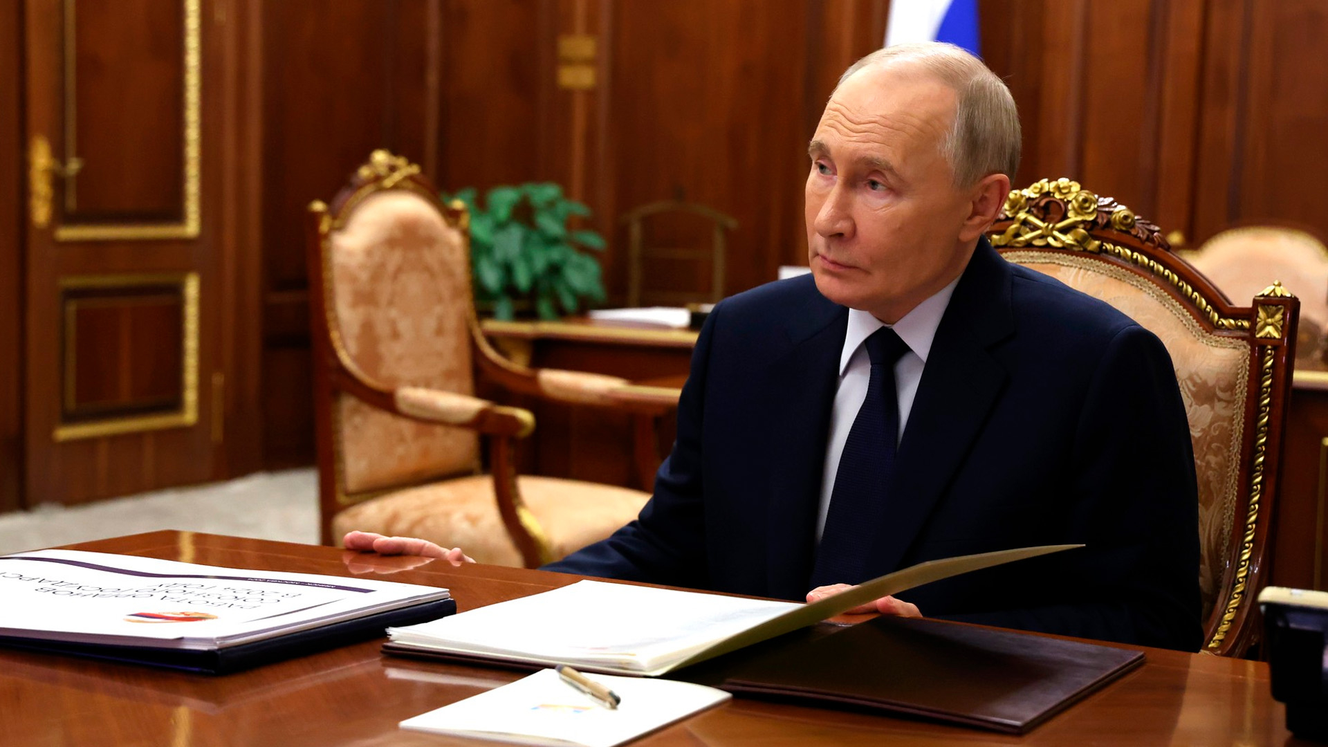 Путин оставил без рождественских поздравлений почти всех лидеров западных стран