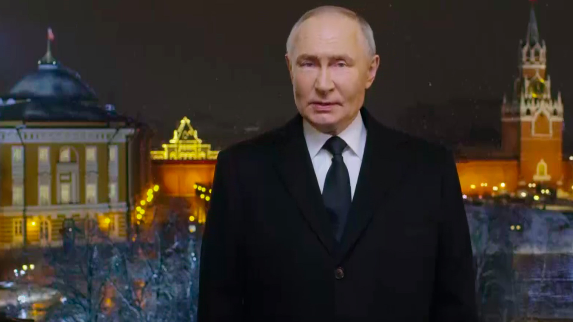 Путин в новогоднем обращении заявил, что Россия смогла дать ответ на сложнейшие вызовы