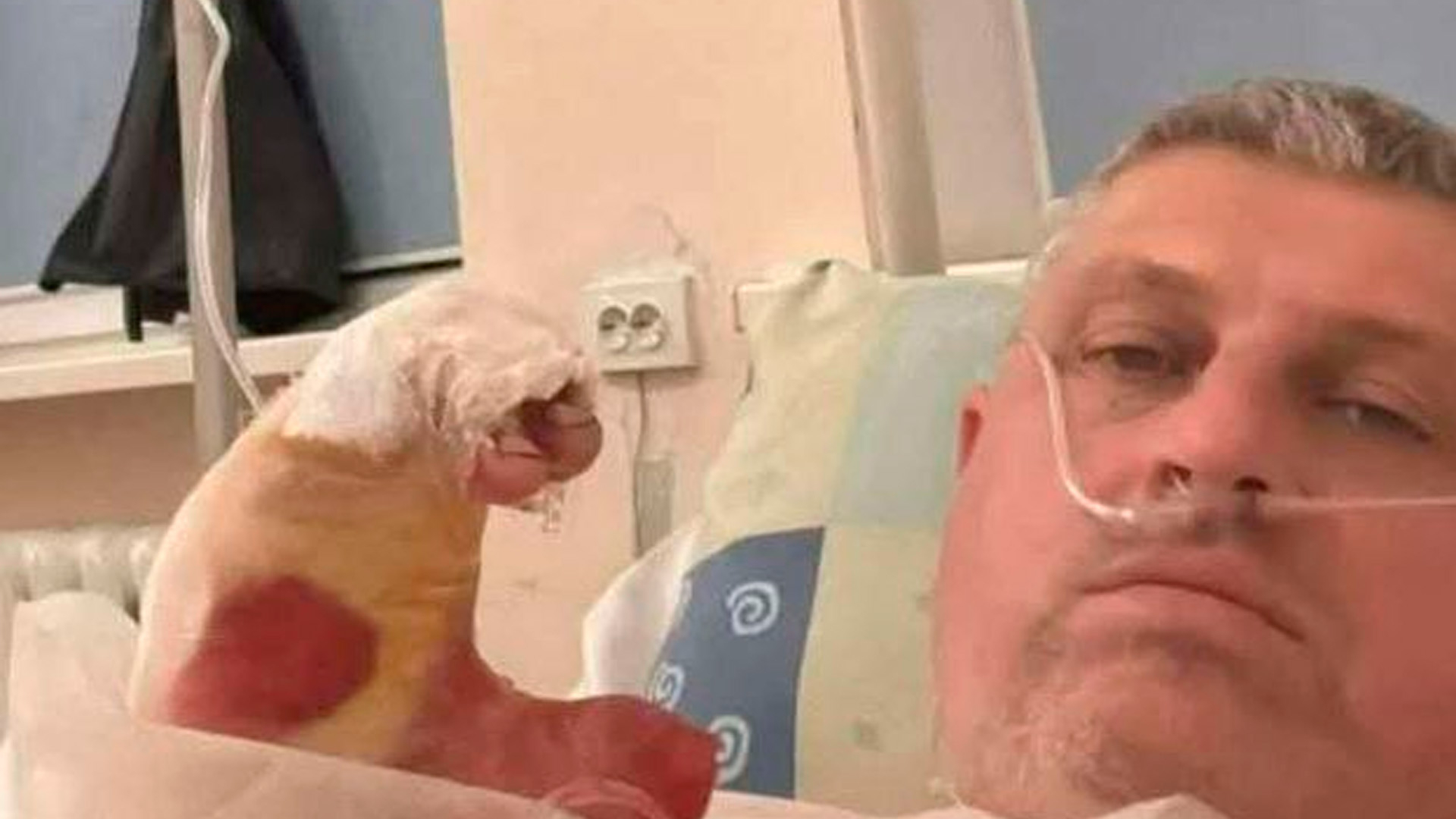 Помочившийся на памятник ВОв в Судже литовский националист остался без пальцев