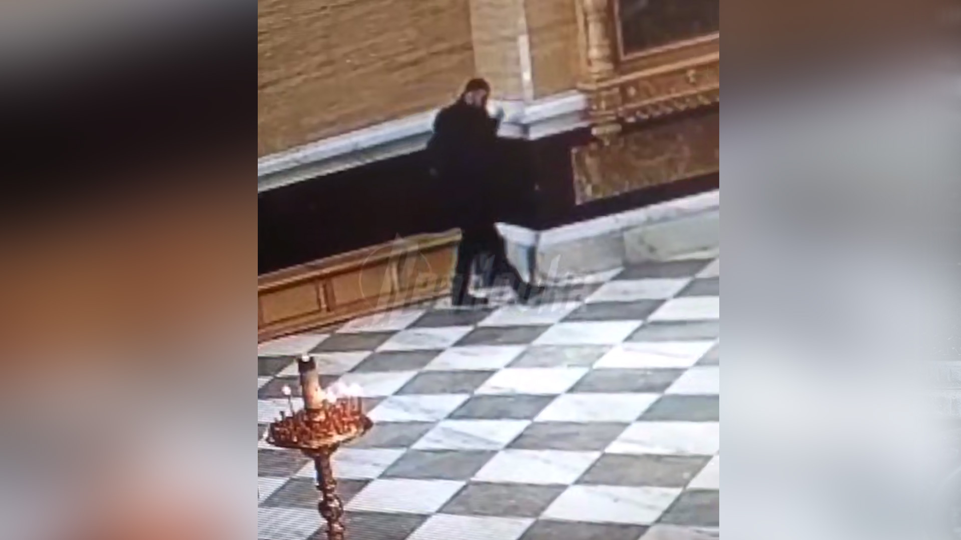 Во Владивостоке неизвестный обокрал раненого ветерана СВО в церкви