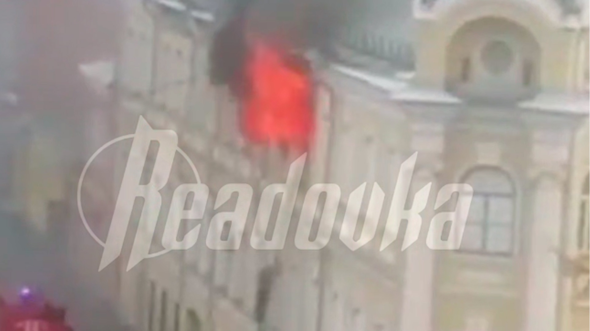 Пожар охватил здание военного госпиталя в Туле